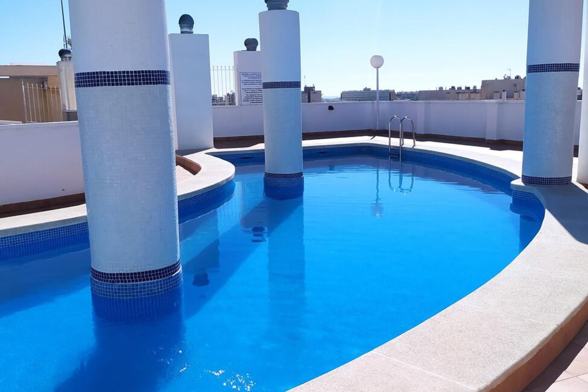 Revente - Apartment -
Torrevieja