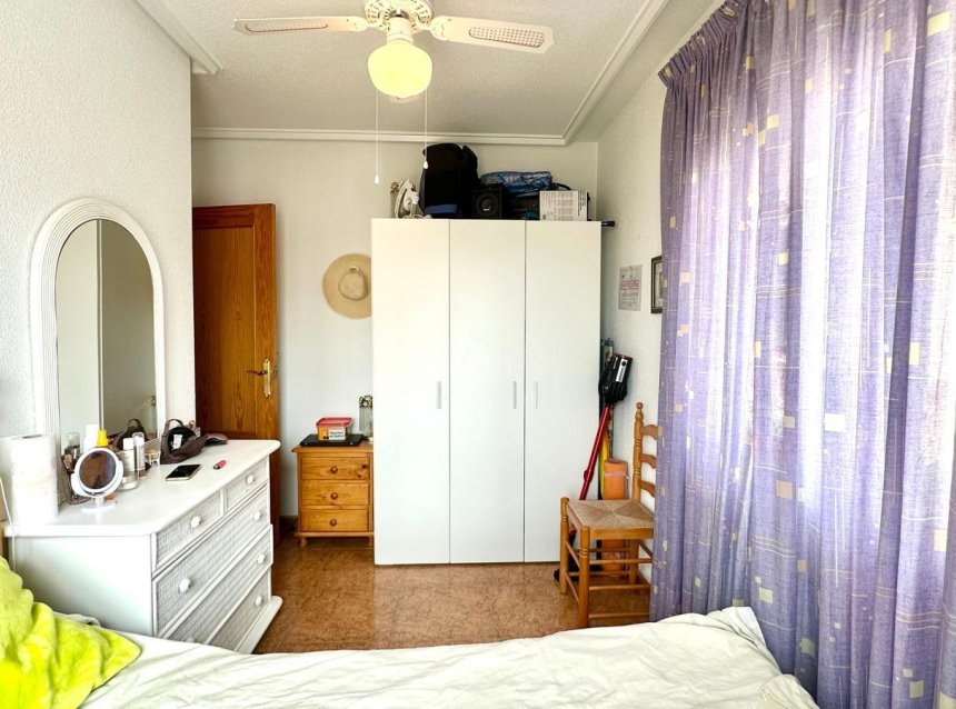 Revente - Apartment -
Torrevieja