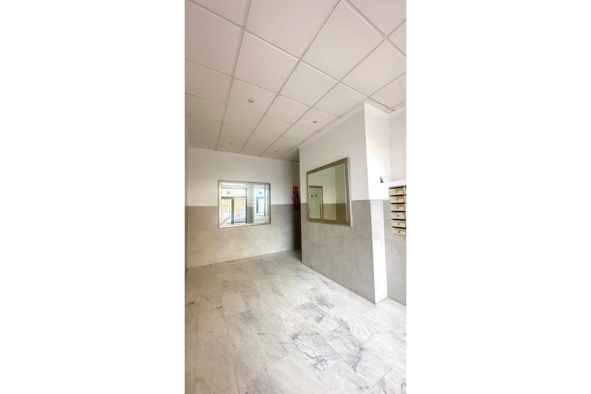 Revente - Apartment -
Torrevieja