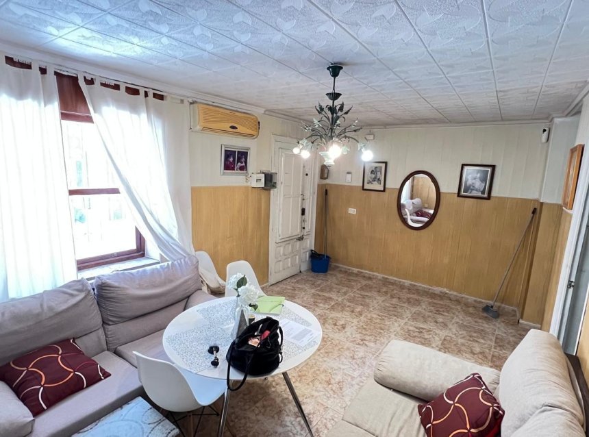 Revente - Apartment -
Torrevieja