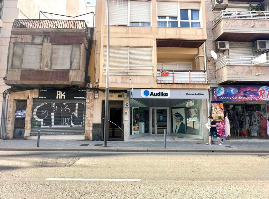 Revente - Apartment -
Torrevieja