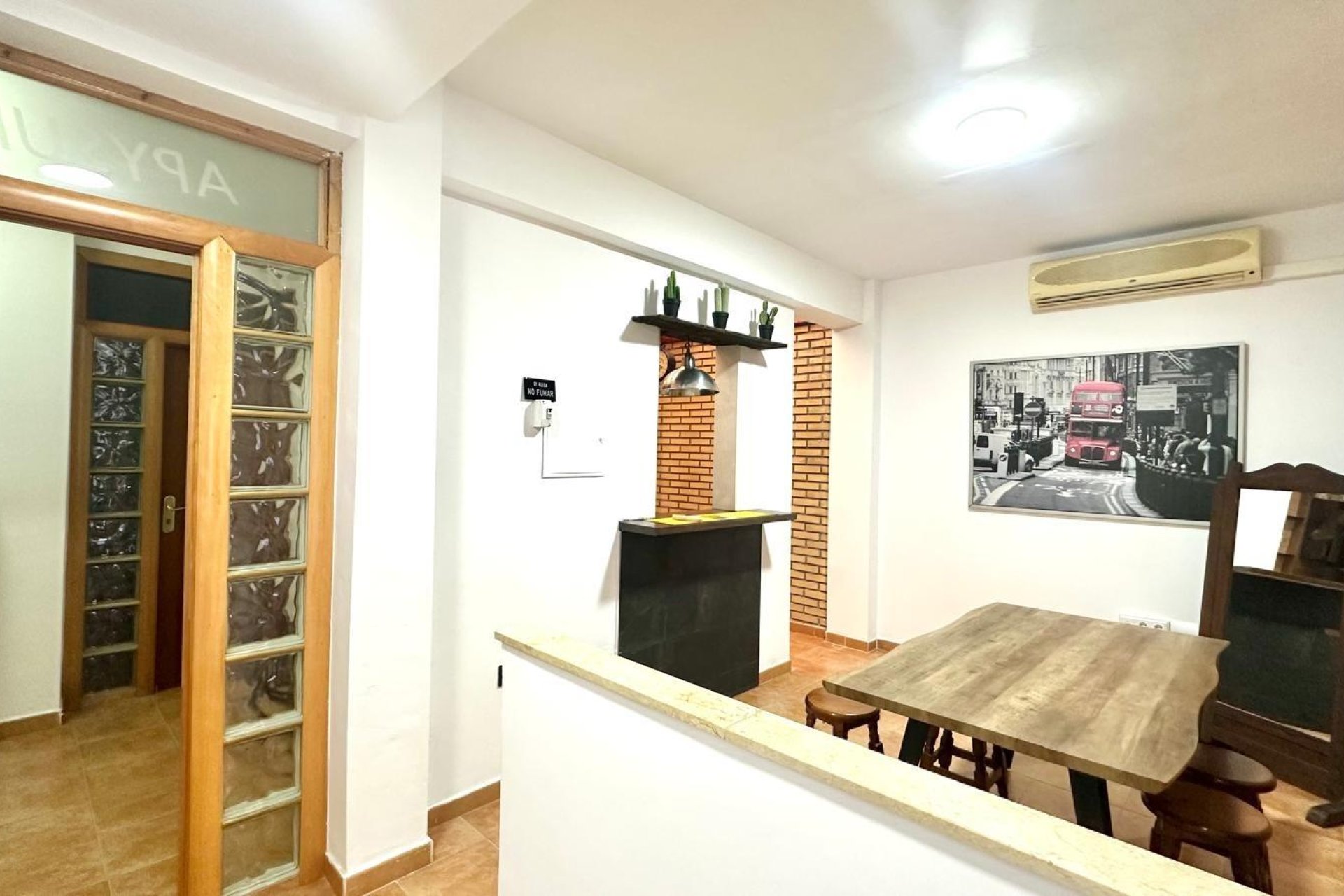 Revente - Apartment -
Torrevieja