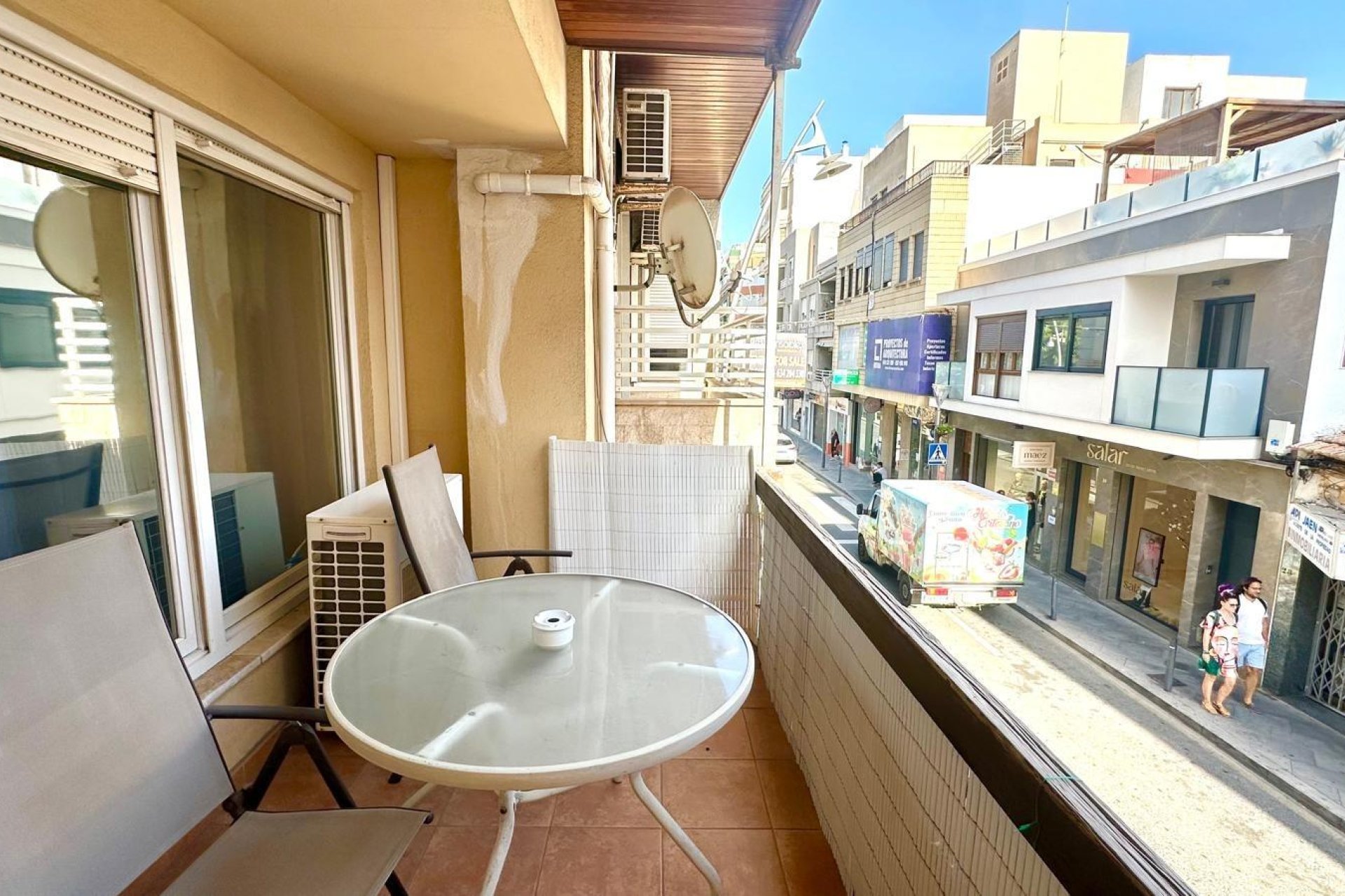 Revente - Apartment -
Torrevieja