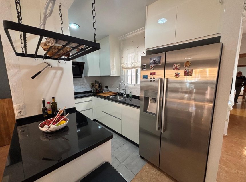 Revente - Apartment -
Torrevieja