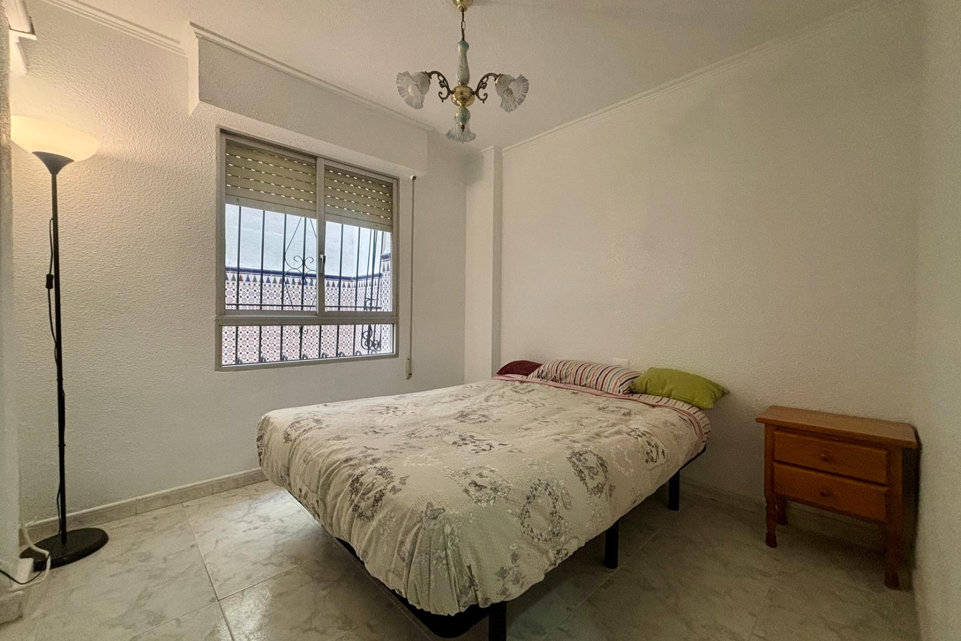 Revente - Apartment -
Torrevieja