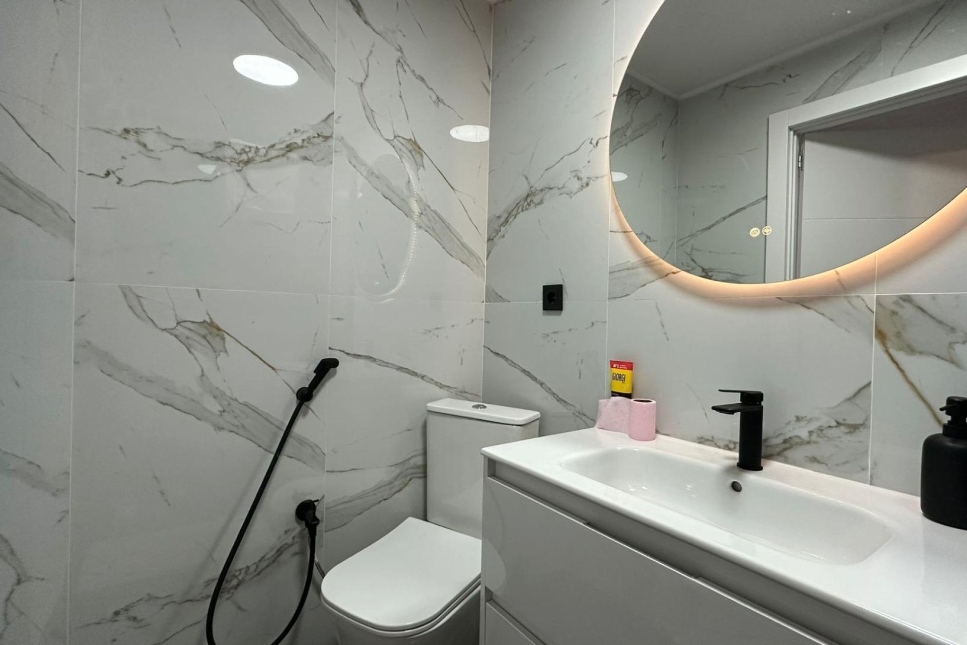 Revente - Apartment -
Torrevieja