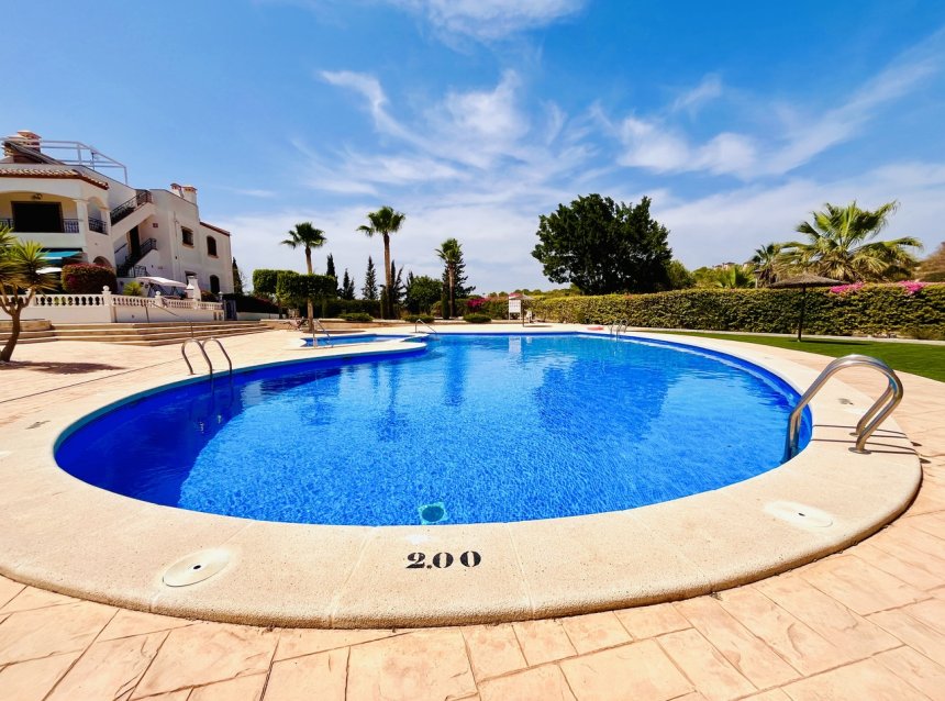 Revente - Apartment -
Villamartin - Costa Blanca