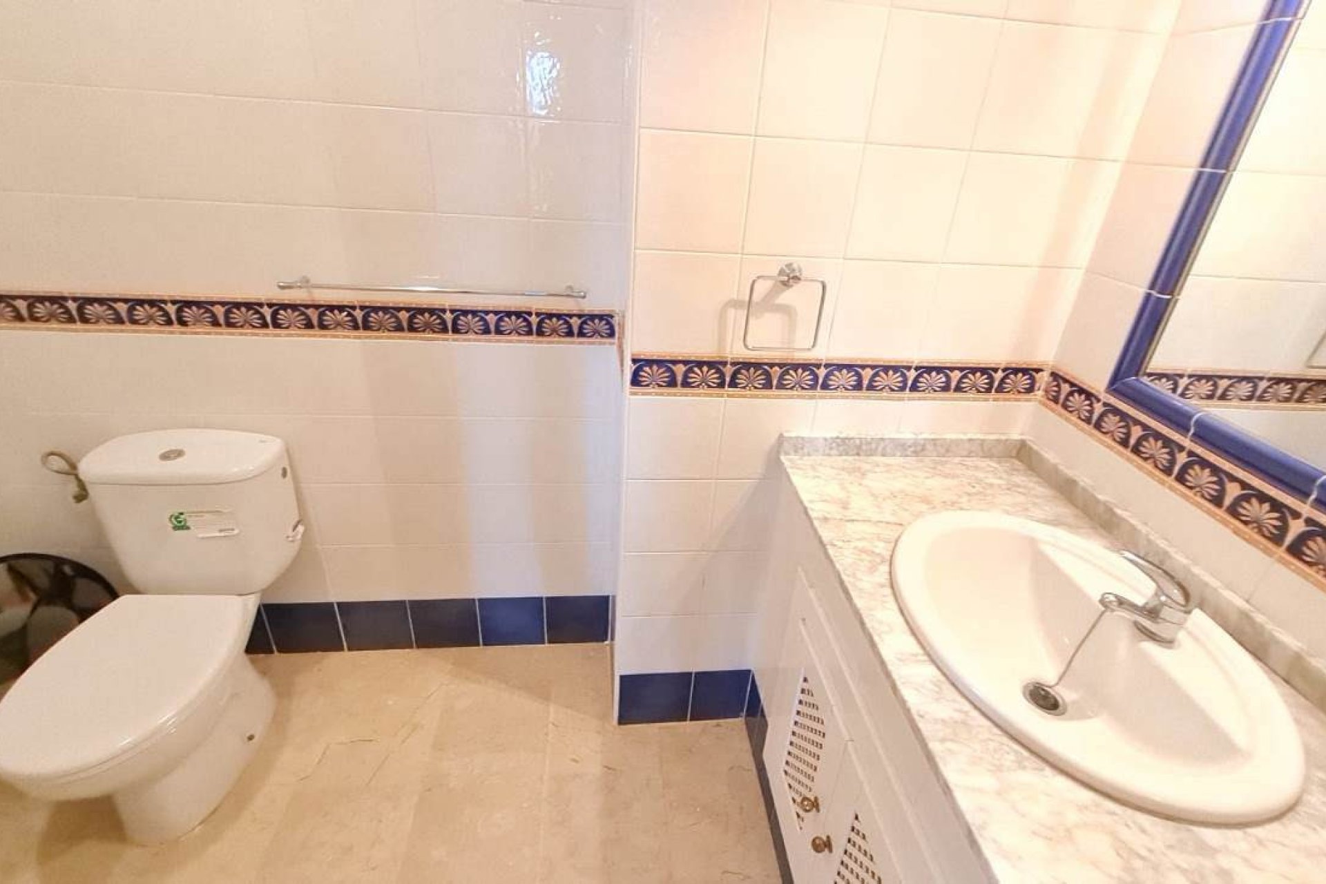 Revente - Apartment -
Villamartin - Costa Blanca