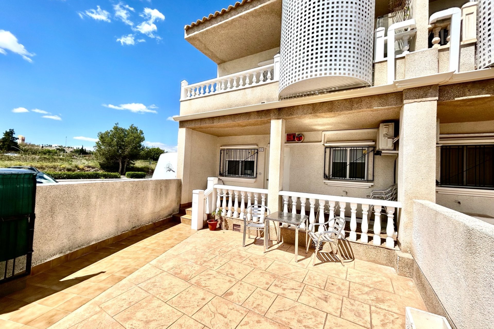 Revente - Apartment -
Villamartin - Costa Blanca