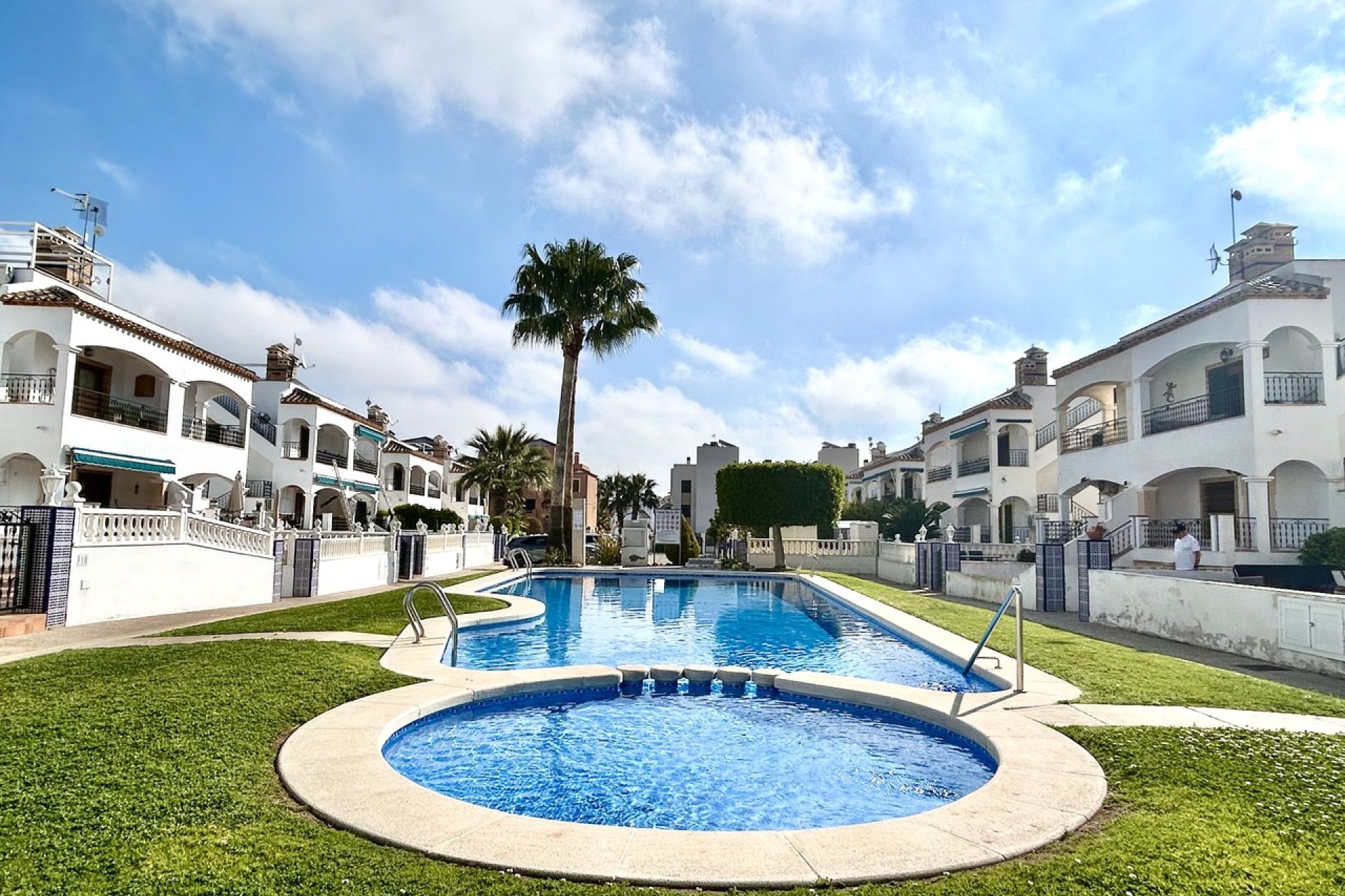 Revente - Apartment -
Villamartin - Costa Blanca