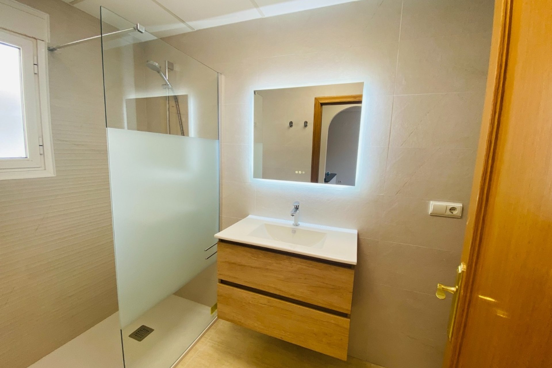 Revente - Apartment -
Villamartin - Costa Blanca