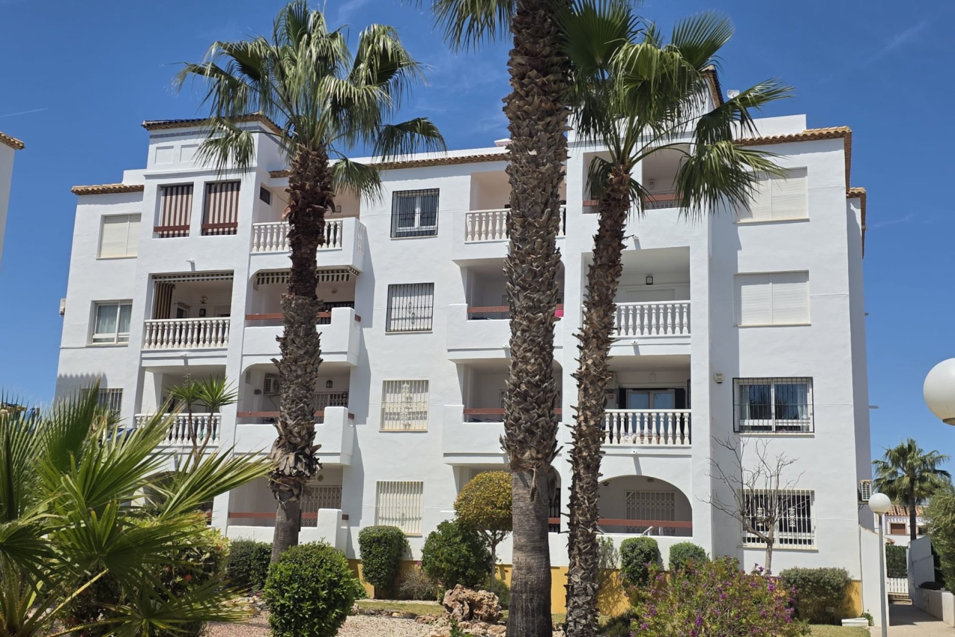 Revente - Apartment -
Villamartin - Costa Blanca