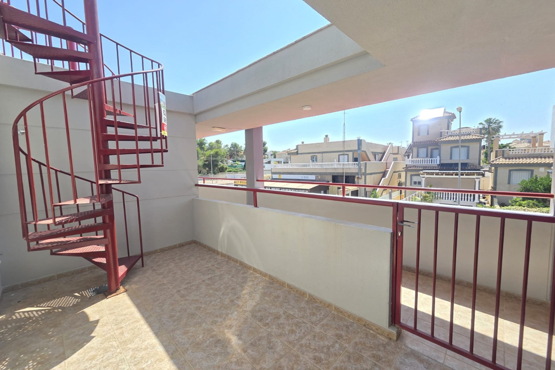 Revente - Apartment -
Villamartin - Costa Blanca