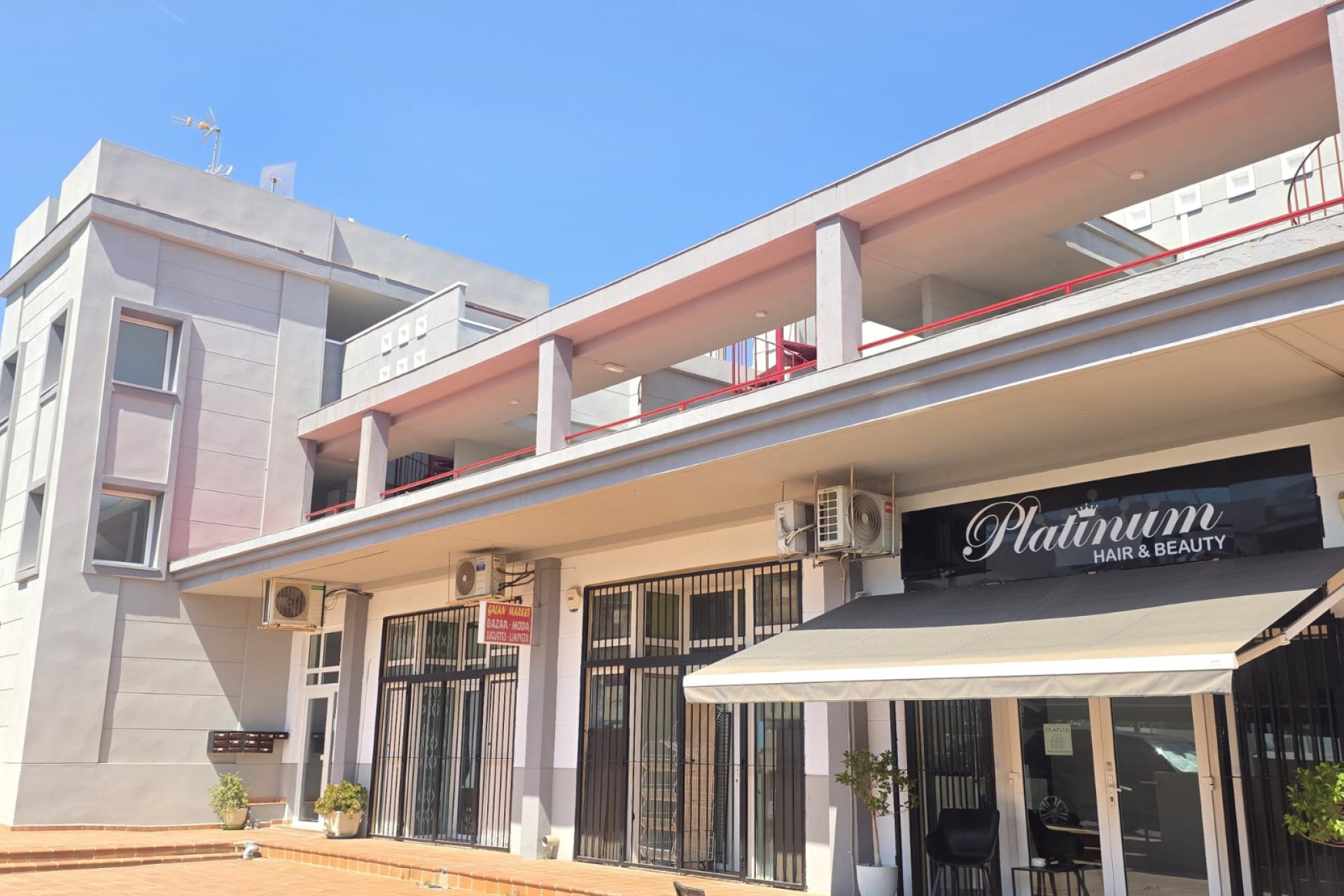 Revente - Apartment -
Villamartin - Costa Blanca
