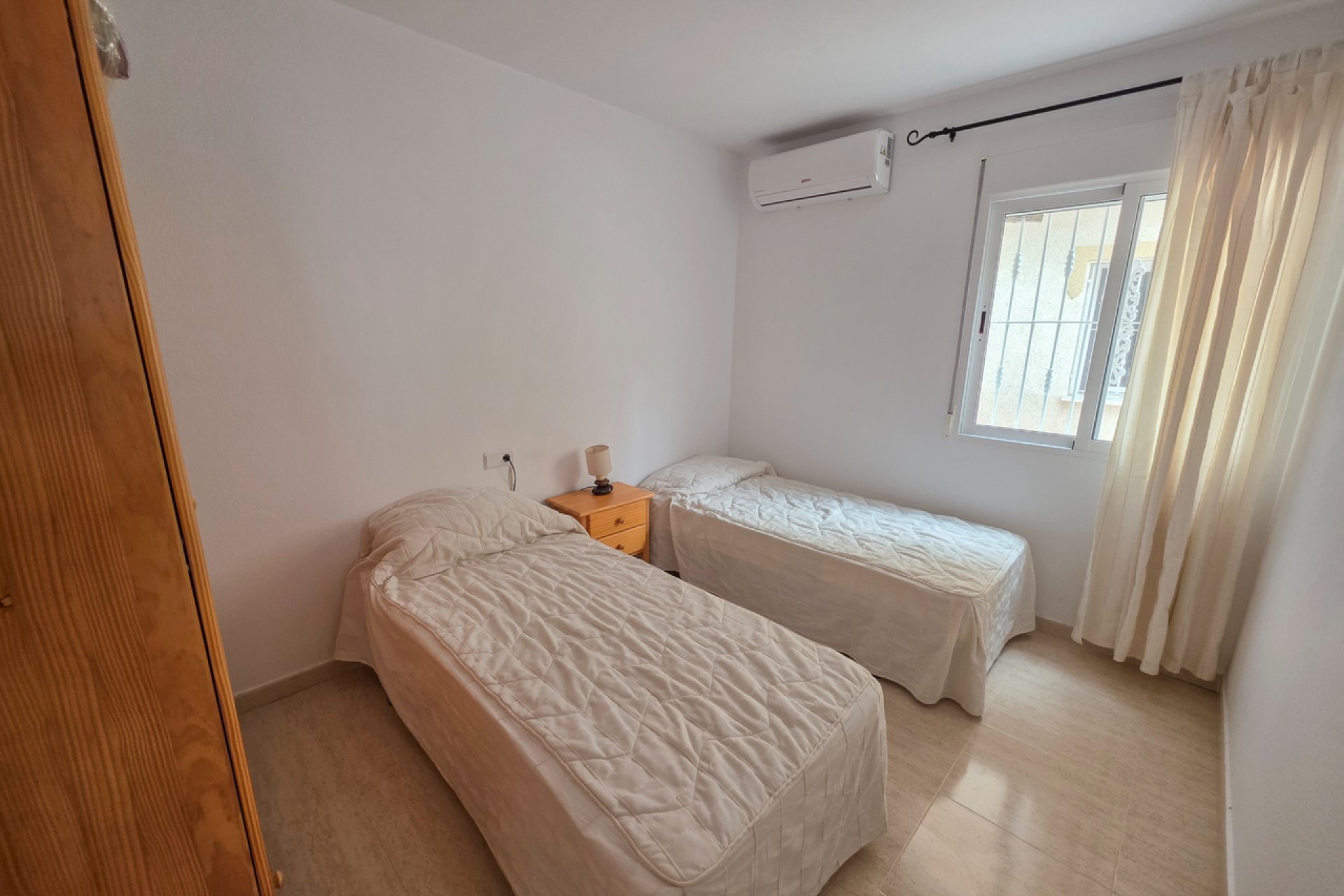 Revente - Apartment -
Villamartin - Costa Blanca