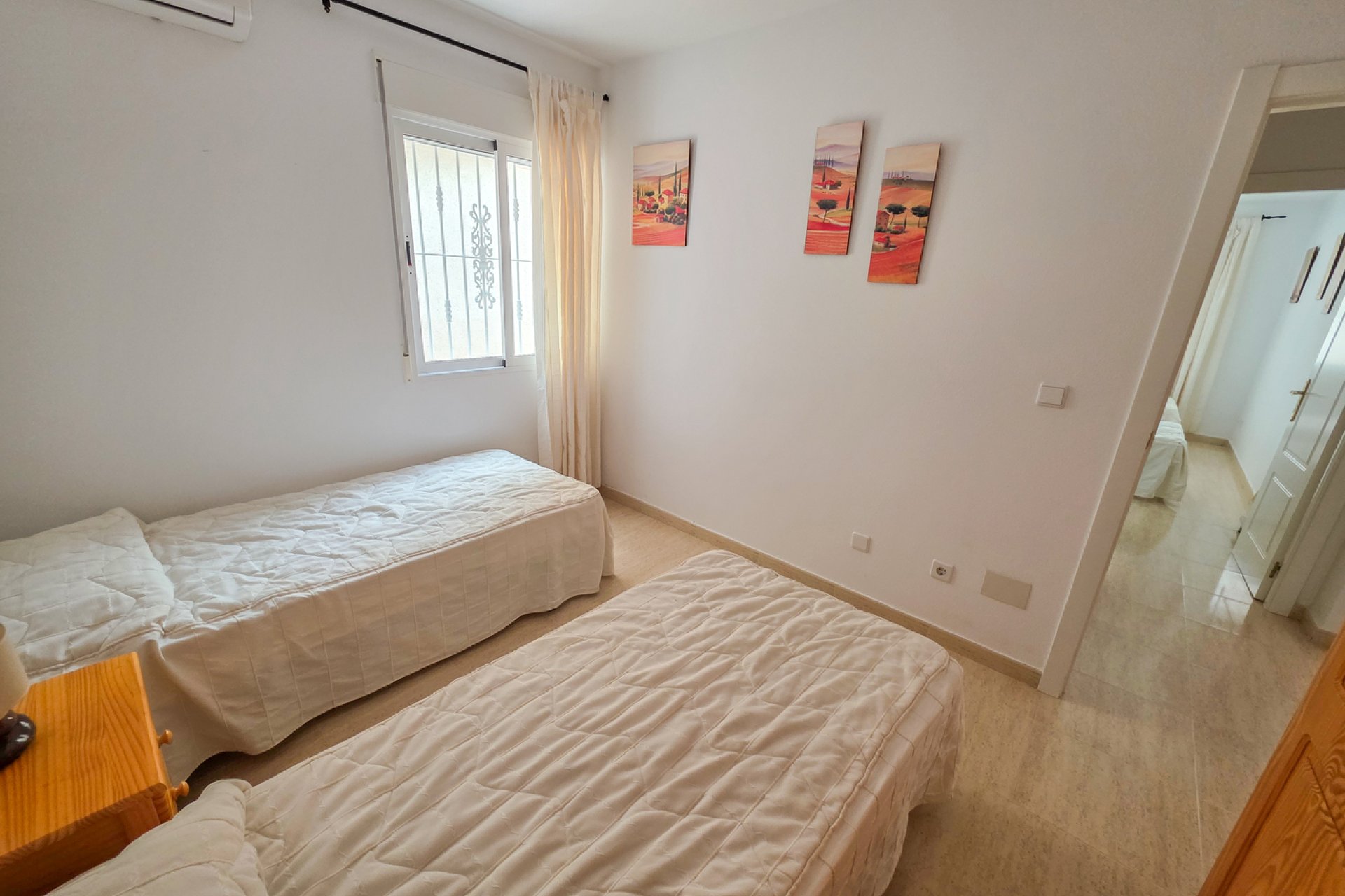 Revente - Apartment -
Villamartin - Costa Blanca