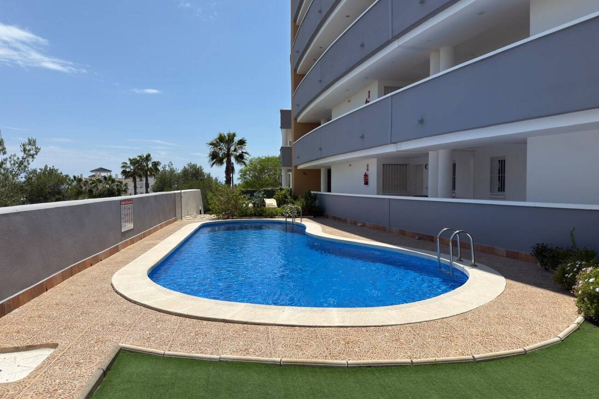 Revente - Apartment -
Villamartin - Costa Blanca