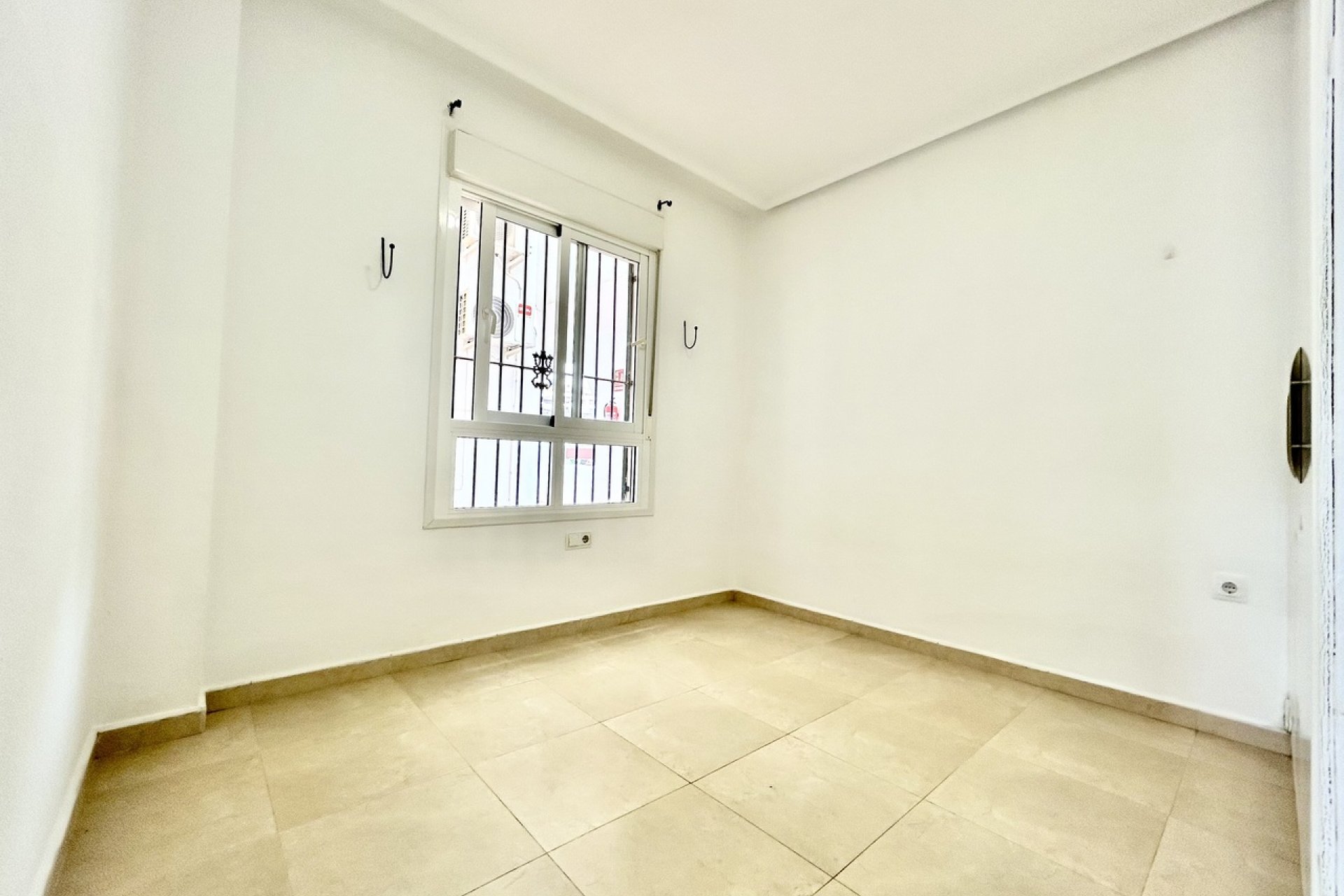 Revente - Apartment -
Villamartin - Costa Blanca