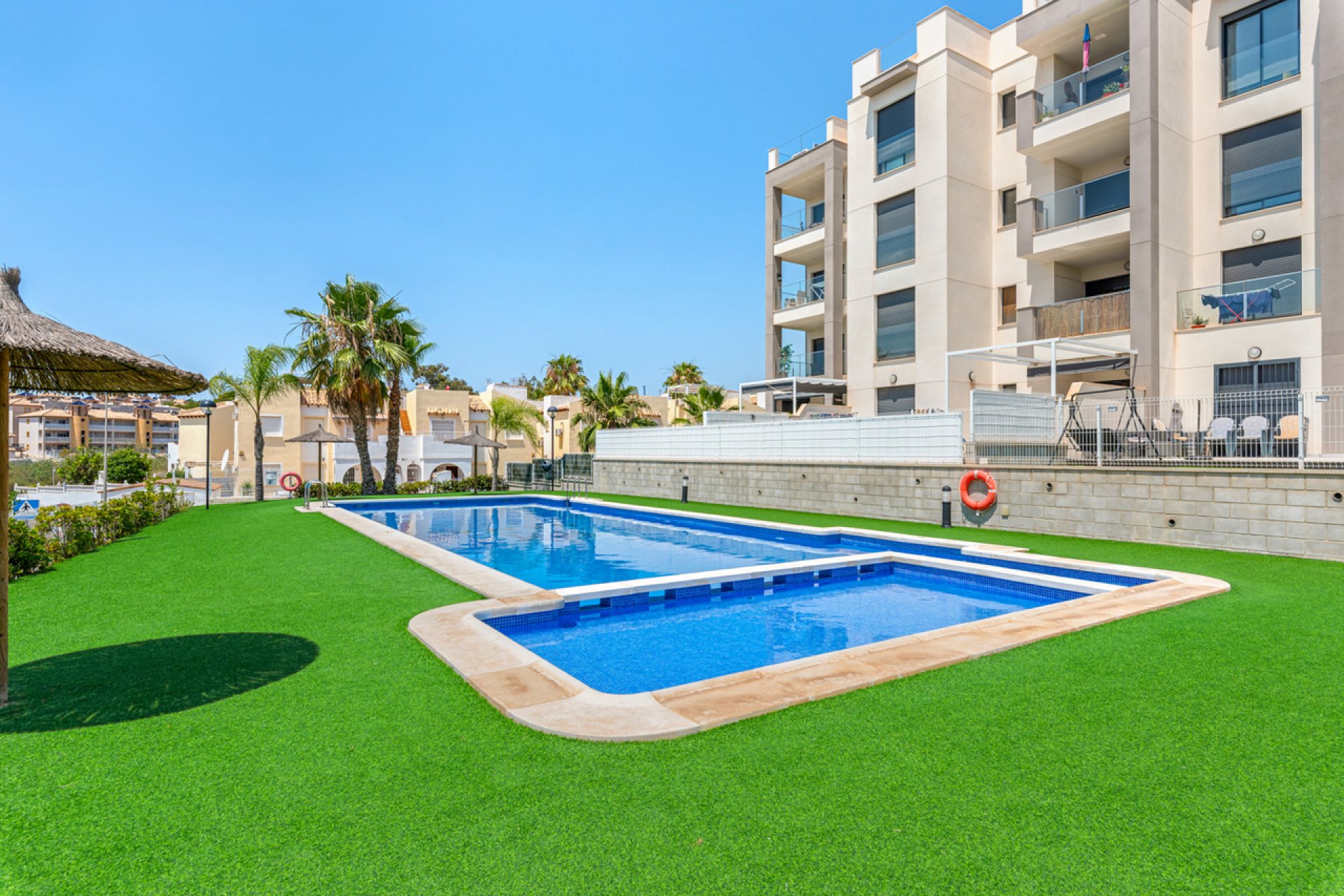 Revente - Apartment -
Villamartin - Costa Blanca