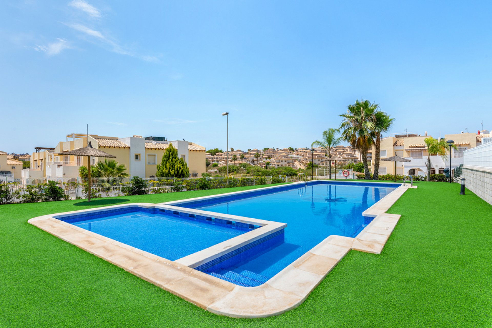Revente - Apartment -
Villamartin - Costa Blanca