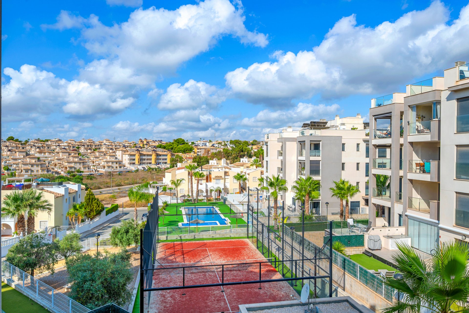 Revente - Apartment -
Villamartin - Costa Blanca