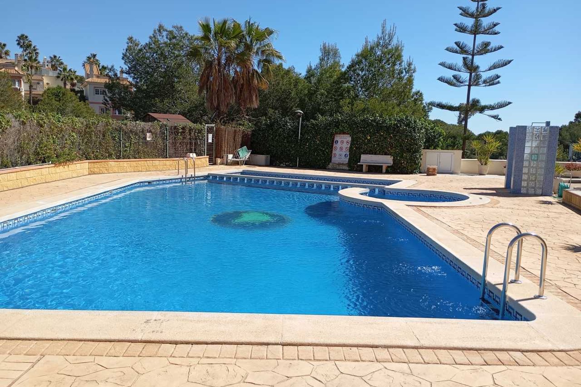 Revente - Apartment -
Villamartin - Costa Blanca