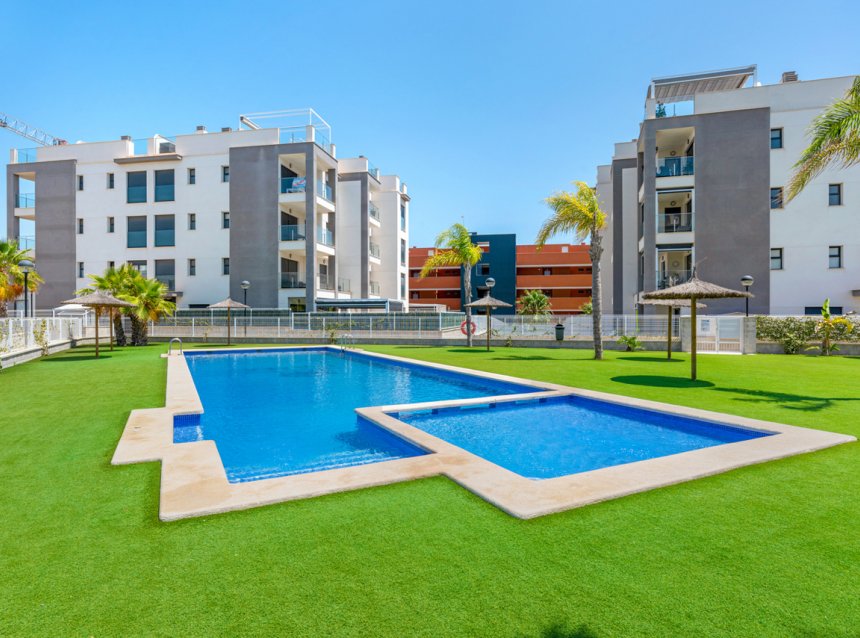 Revente - Apartment -
Villamartin - Costa Blanca