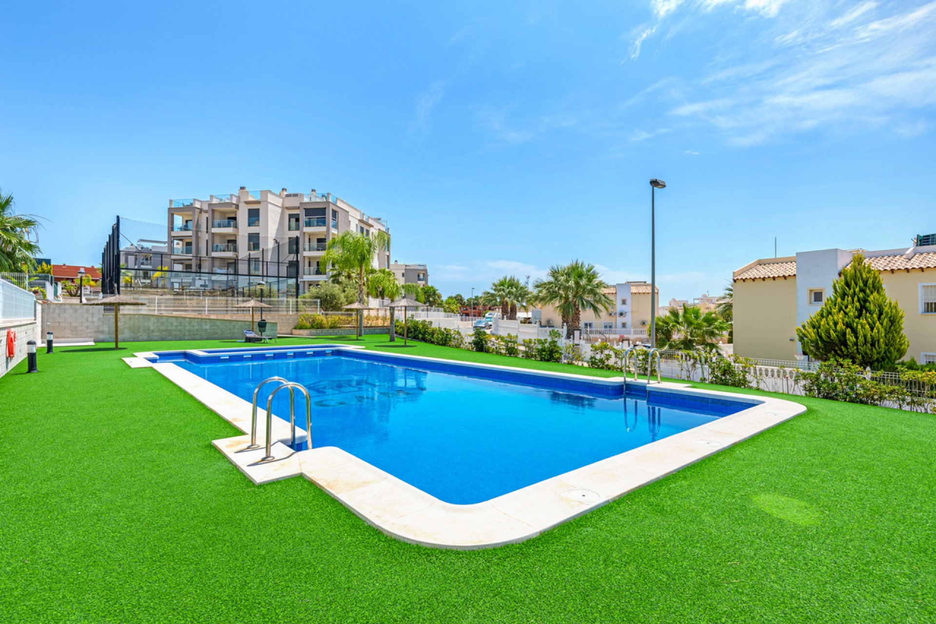 Revente - Apartment -
Villamartin - Costa Blanca