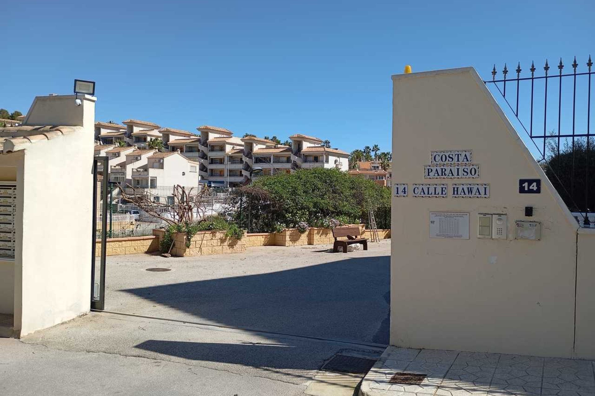 Revente - Apartment -
Villamartin - Costa Blanca