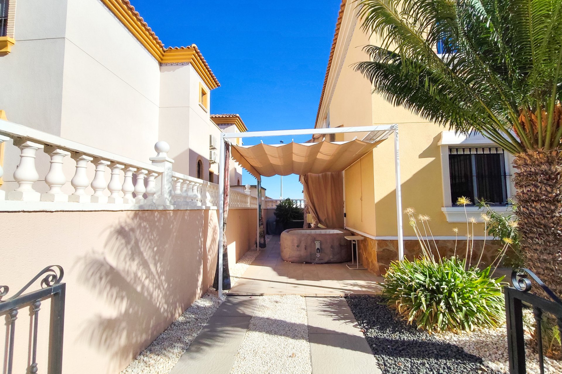 Revente - Apartment -
Villamartin - Costa Blanca