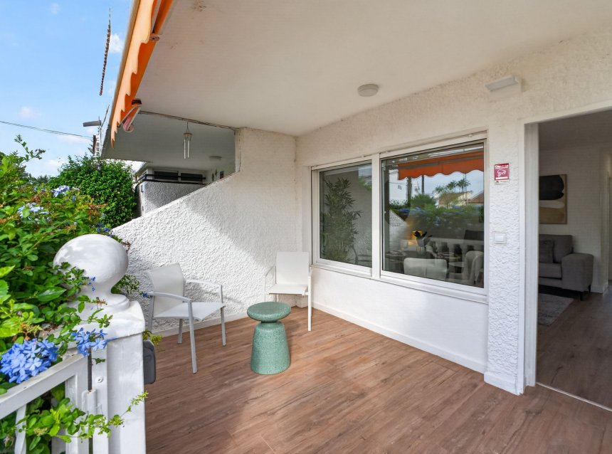 Revente - Apartment -
Villamartin - Costa Blanca