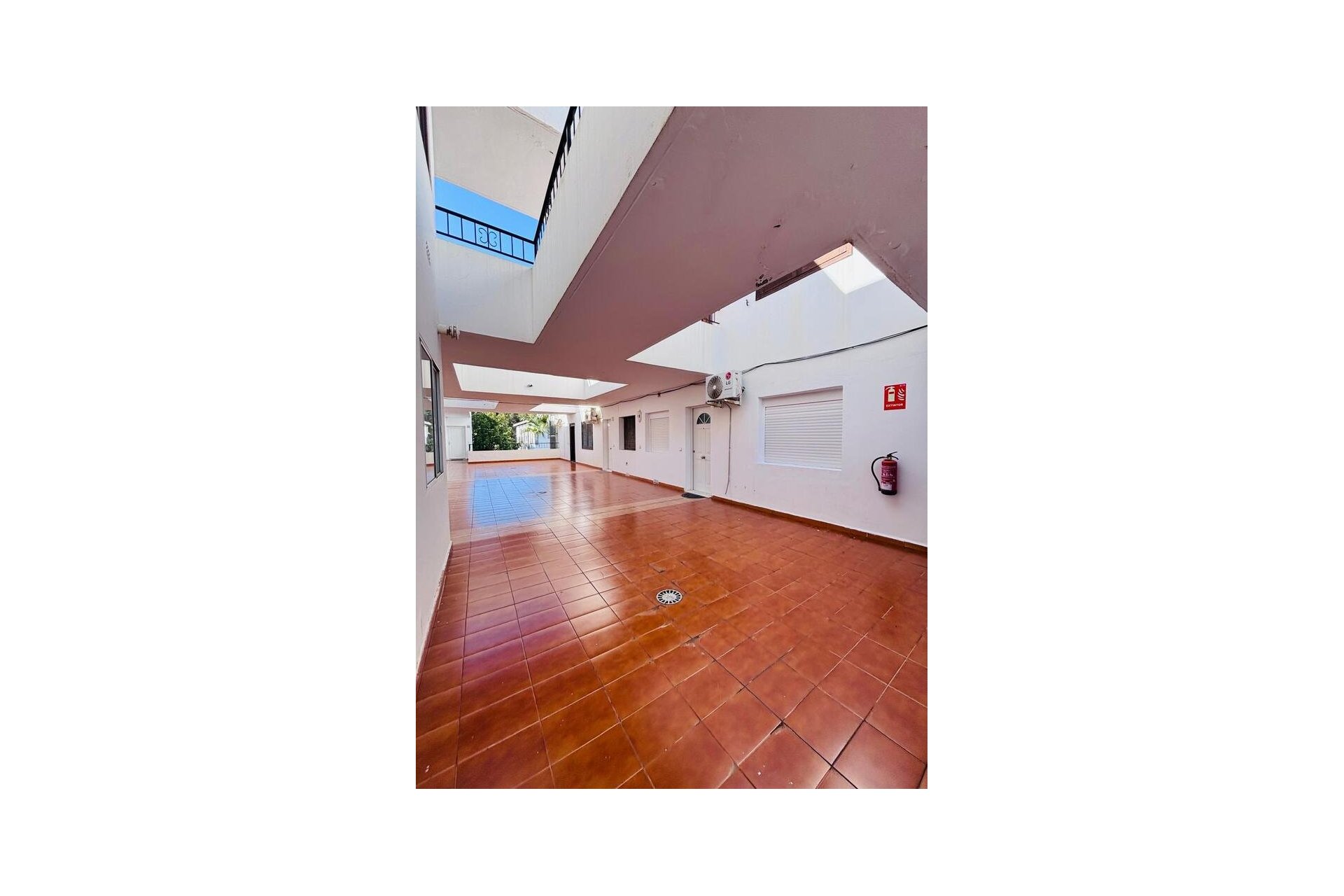 Revente - Apartment -
Villamartin - Costa Blanca