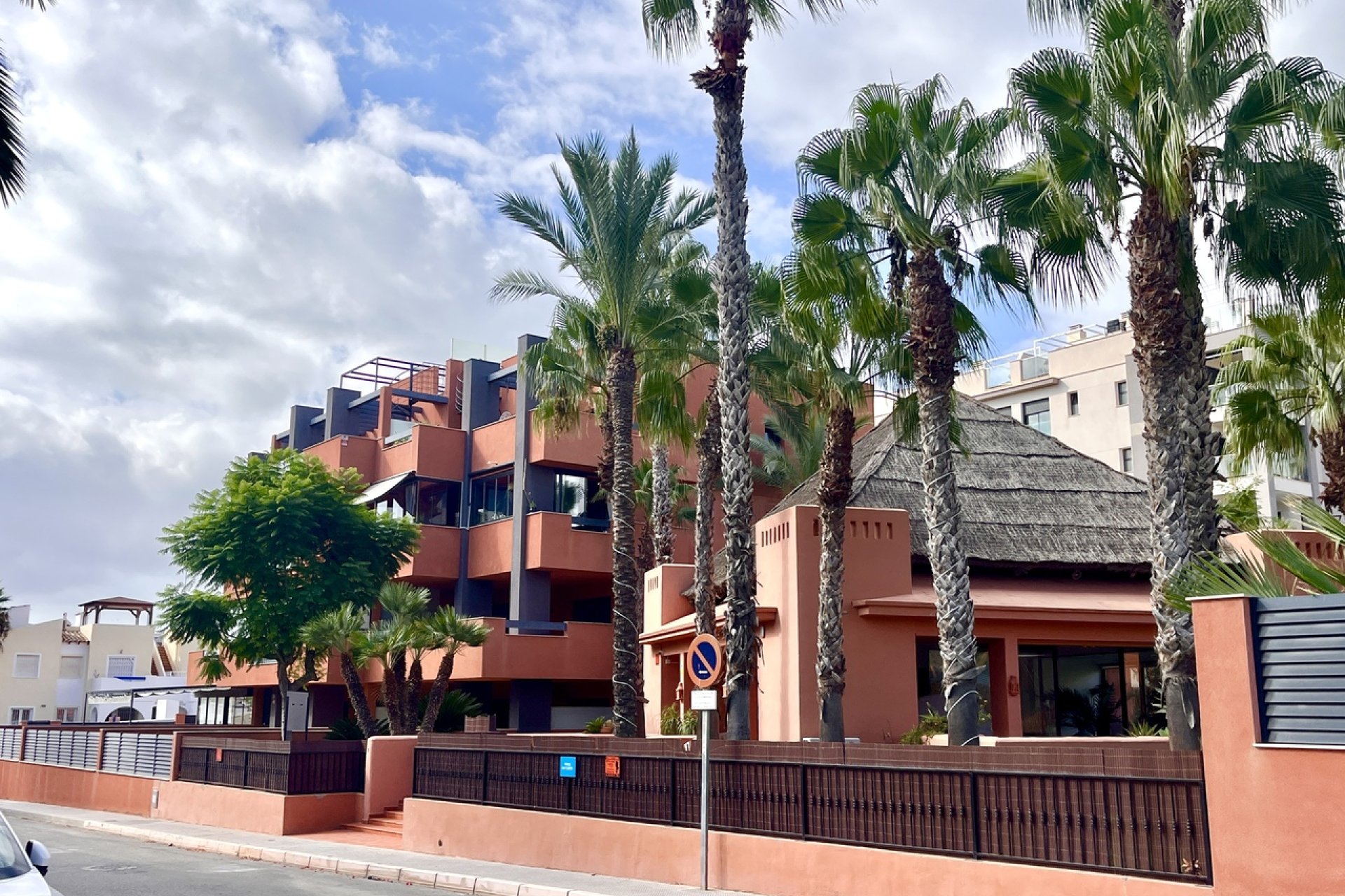 Revente - Apartment -
Villamartin - Costa Blanca