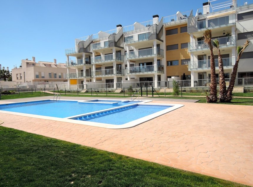 Revente - Apartment -
Villamartin