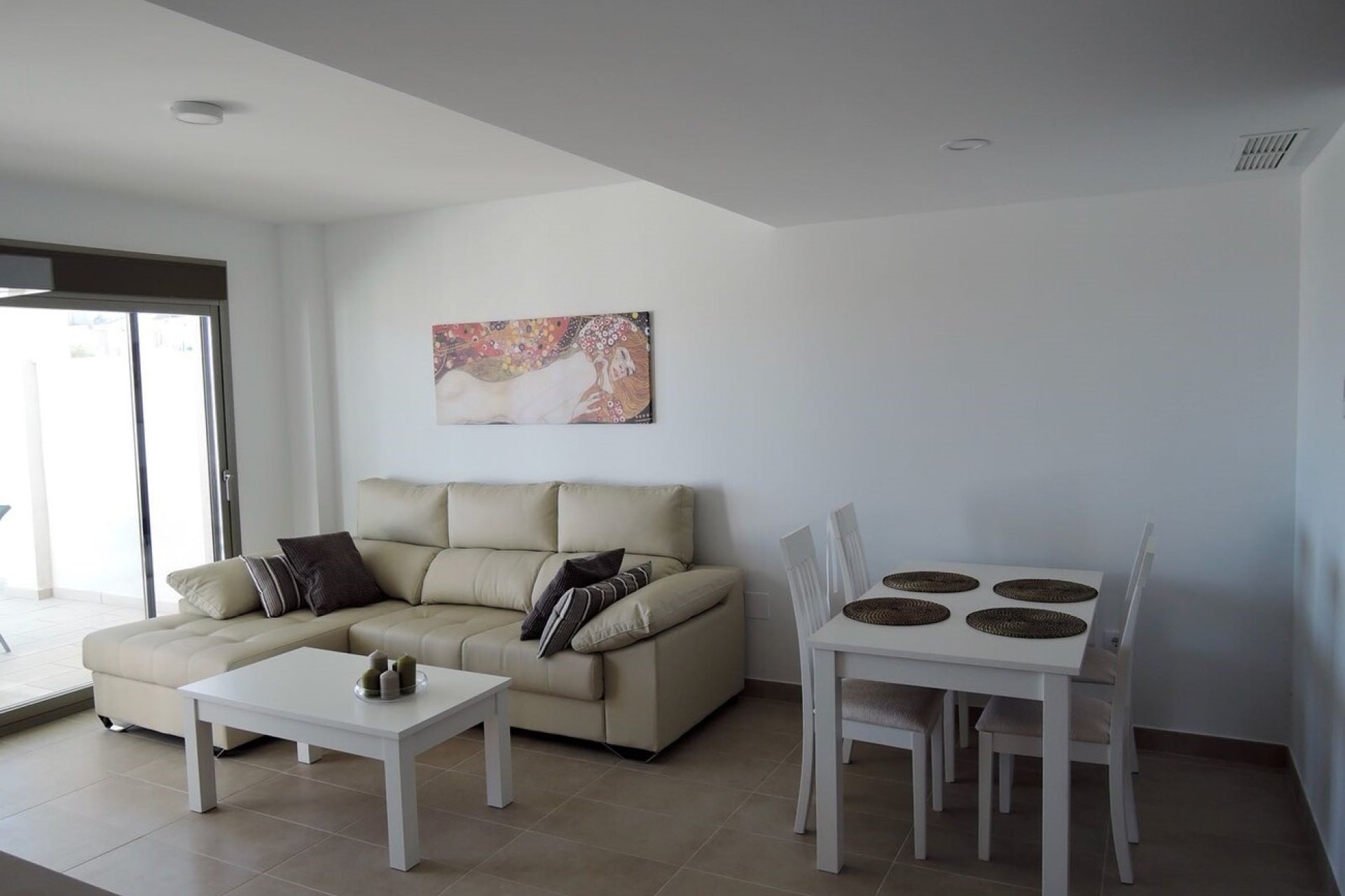 Revente - Apartment -
Villamartin