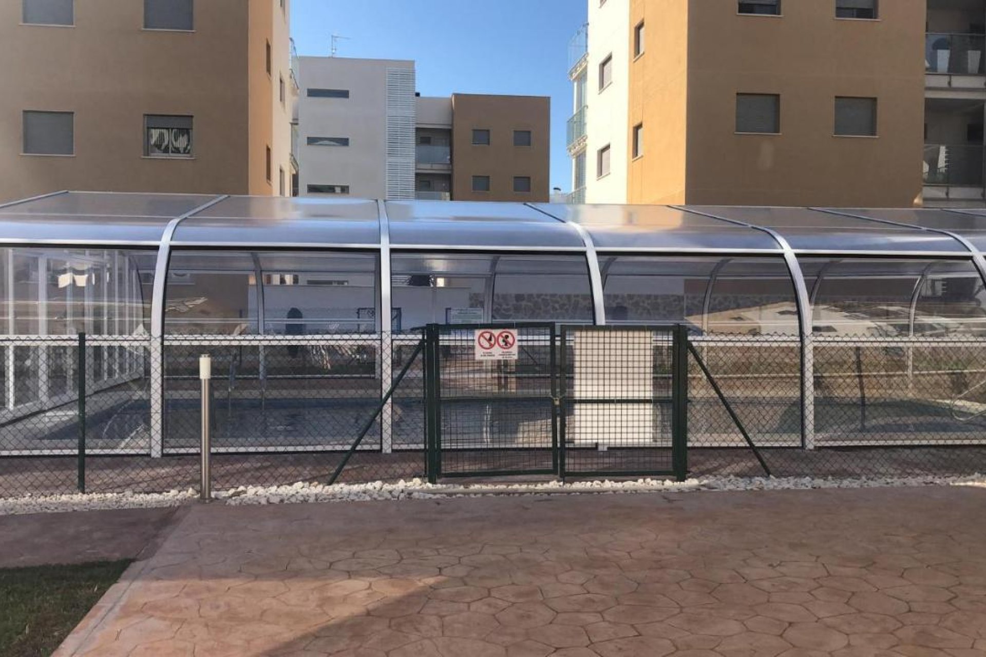 Revente - Apartment -
Villamartin