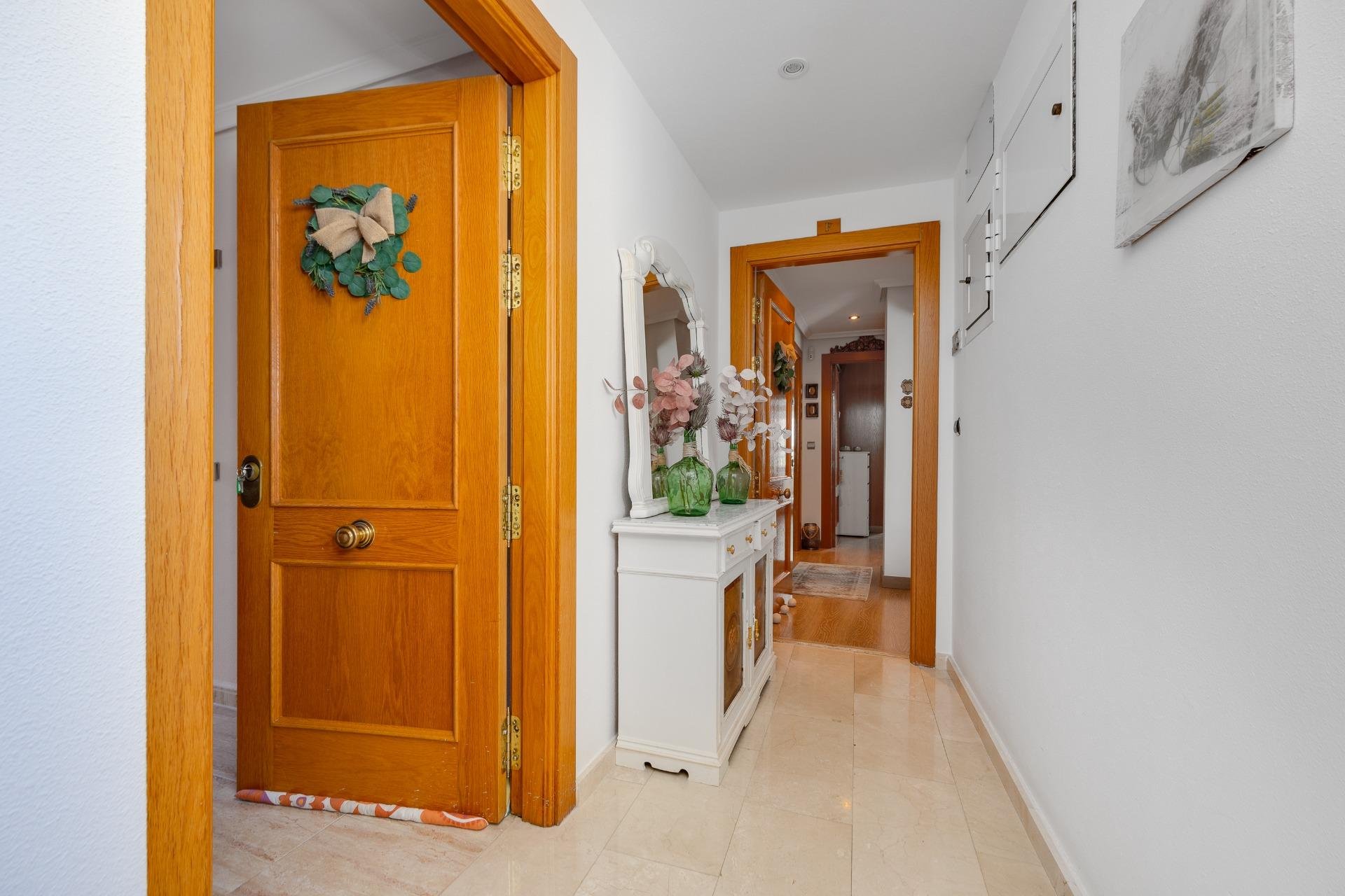 Revente - Attique -
Torrevieja - Centro