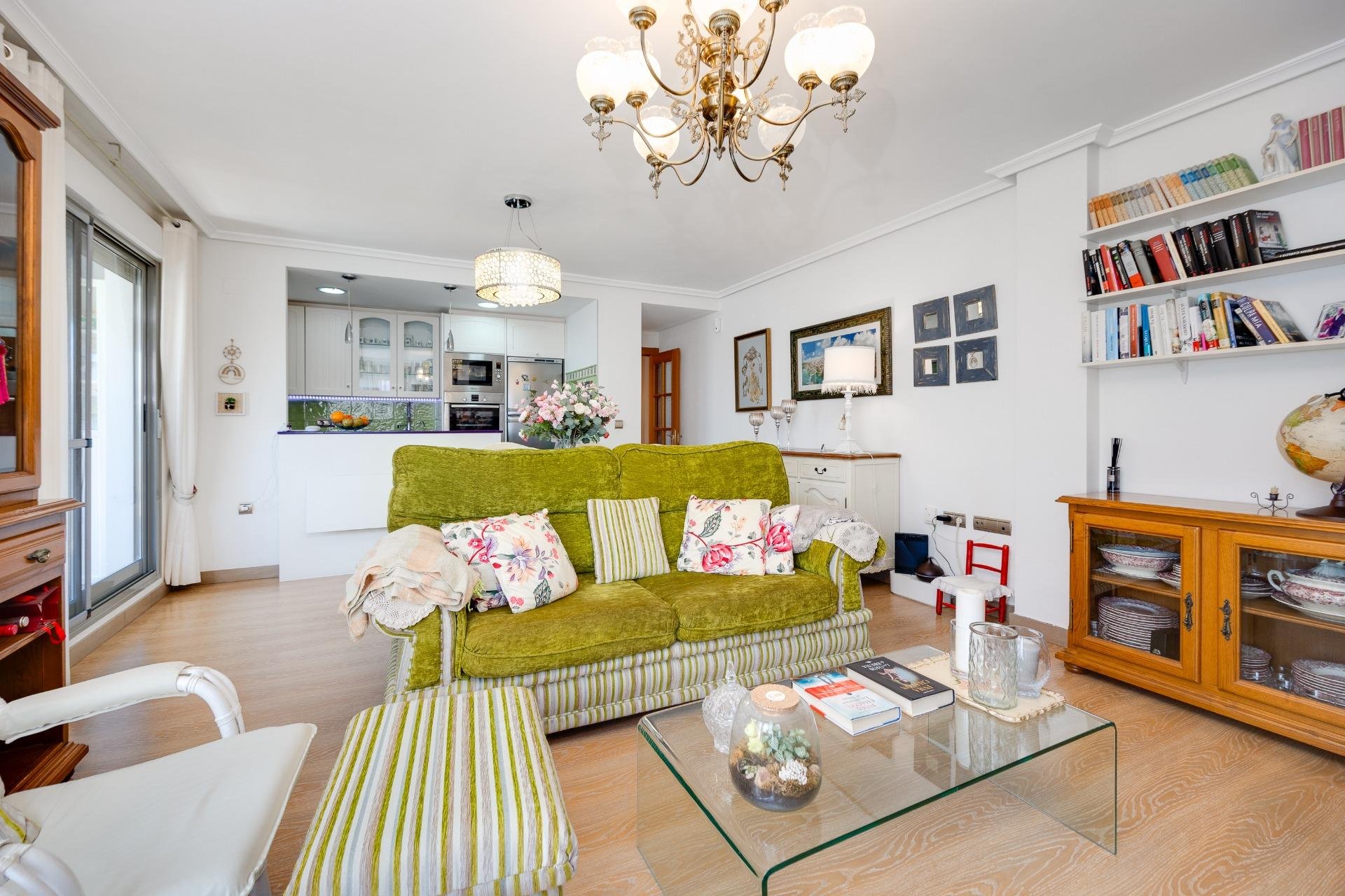 Revente - Attique -
Torrevieja - Centro