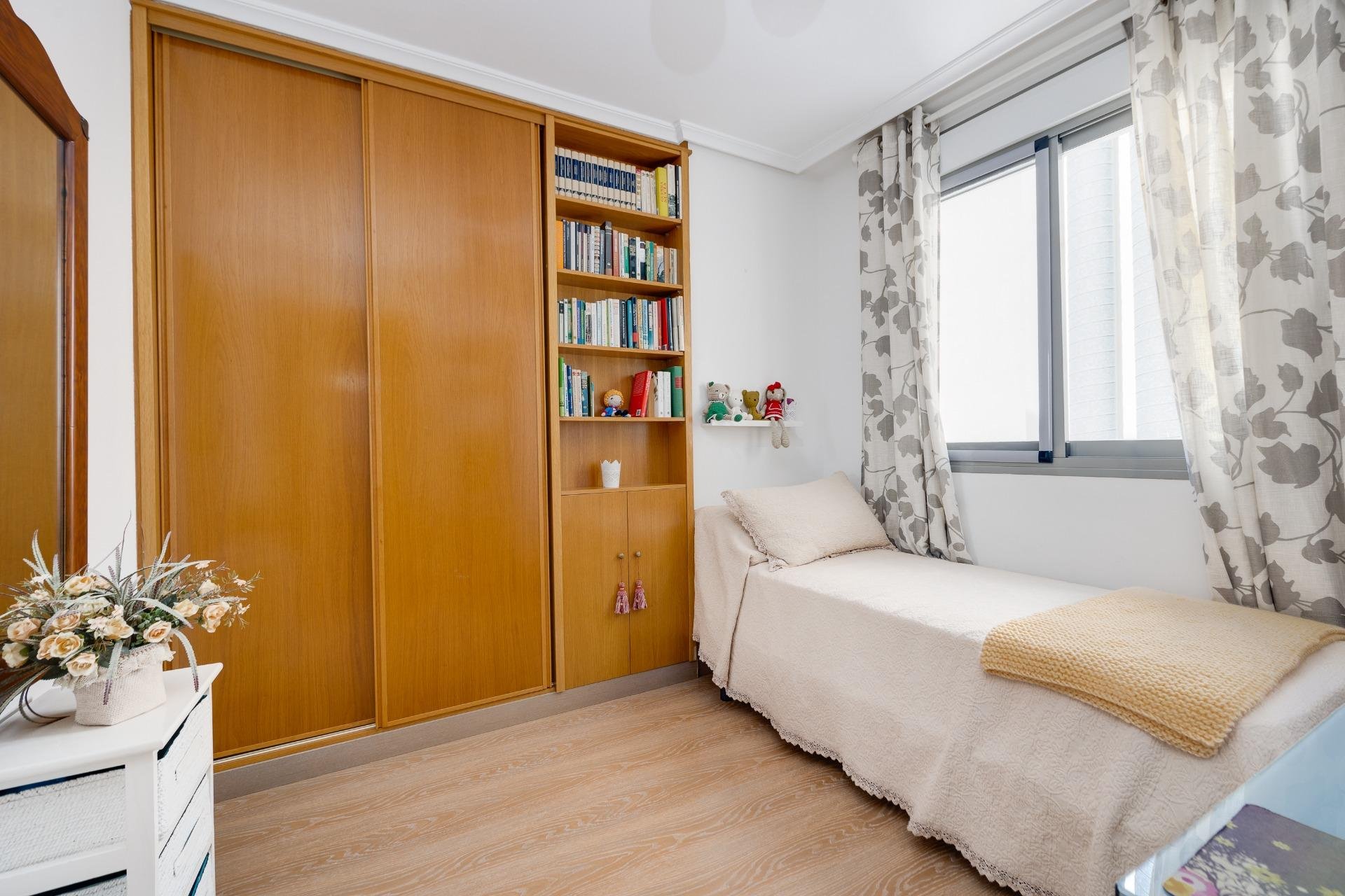 Revente - Attique -
Torrevieja - Centro