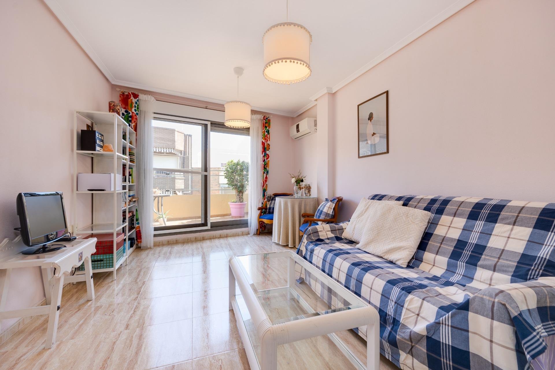 Revente - Attique -
Torrevieja - Centro