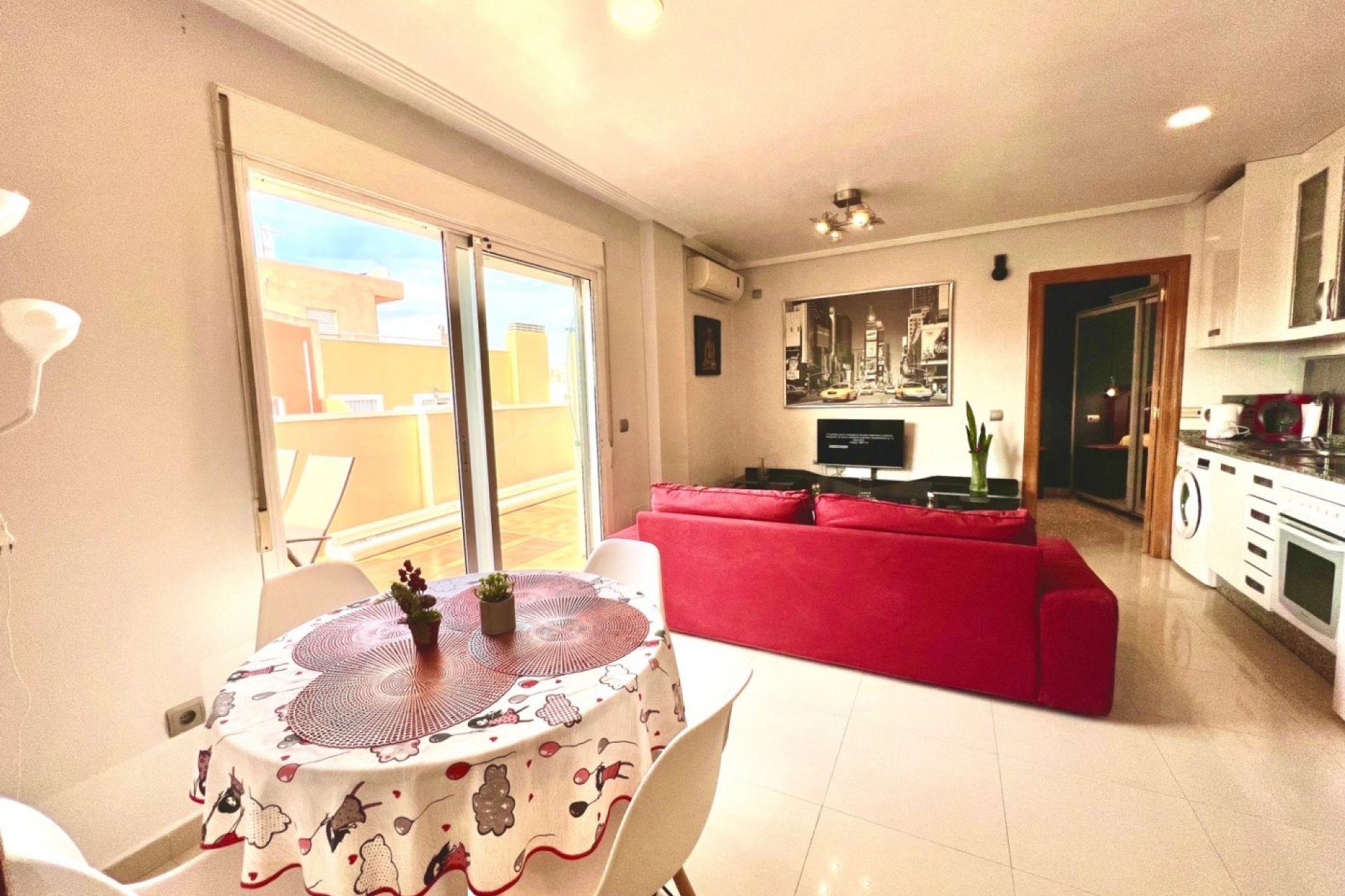 Revente - Attique -
Torrevieja - Centro