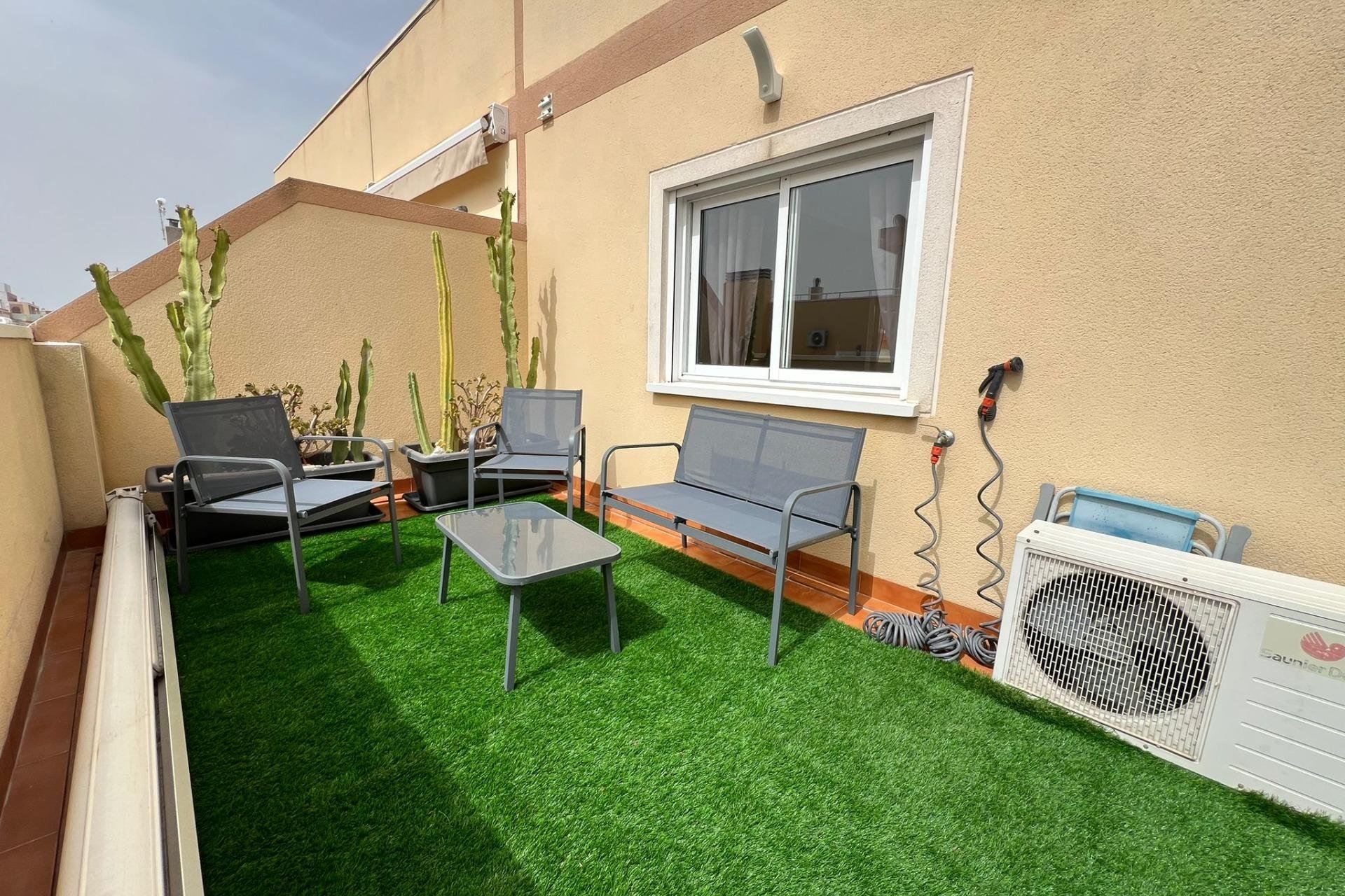 Revente - Attique -
Torrevieja - Centro