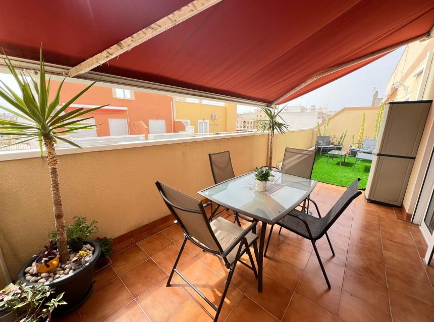 Revente - Attique -
Torrevieja - Centro