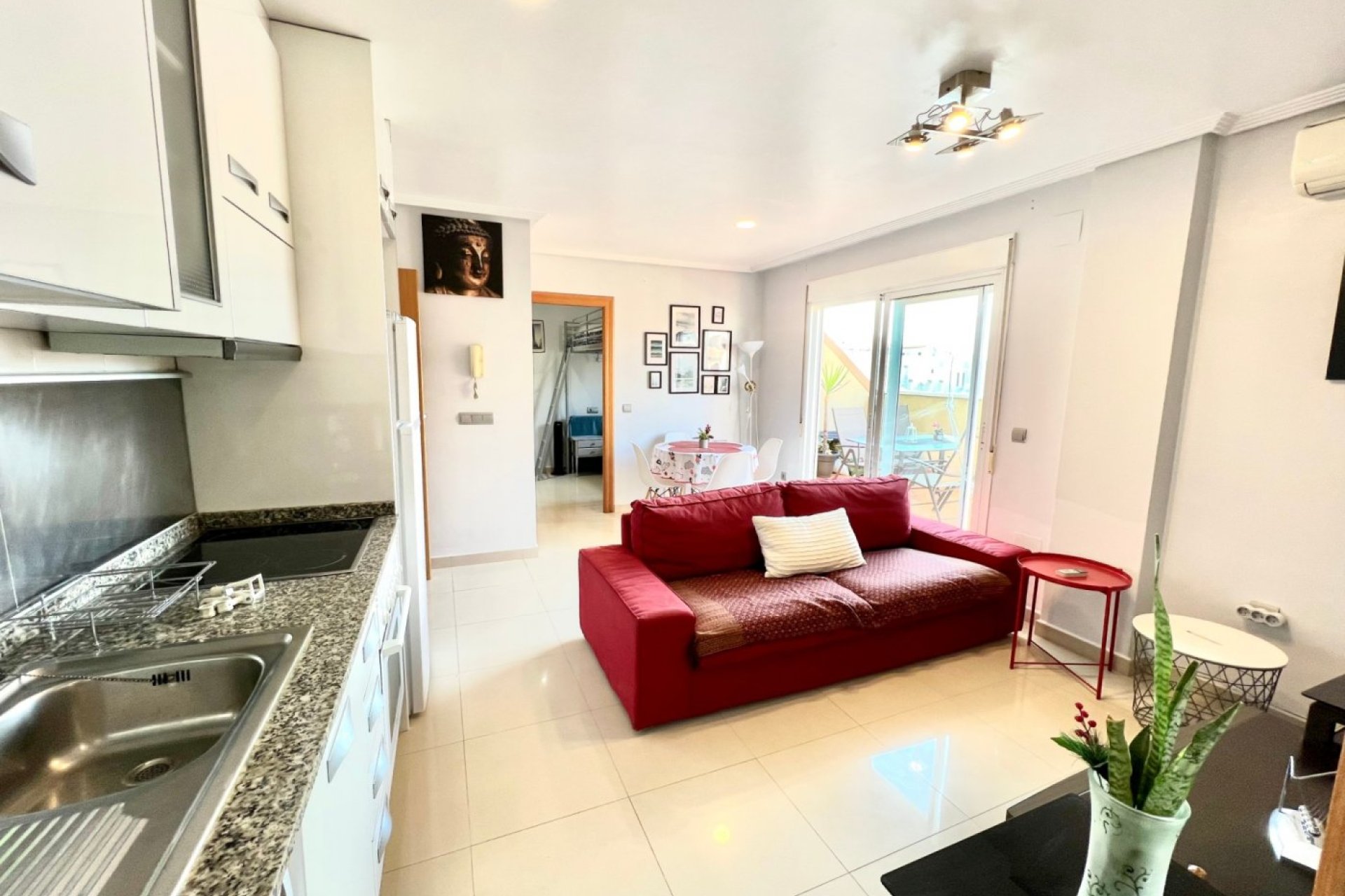 Revente - Attique -
Torrevieja - Centro