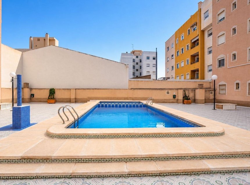 Revente - Attique -
Torrevieja - El Molino