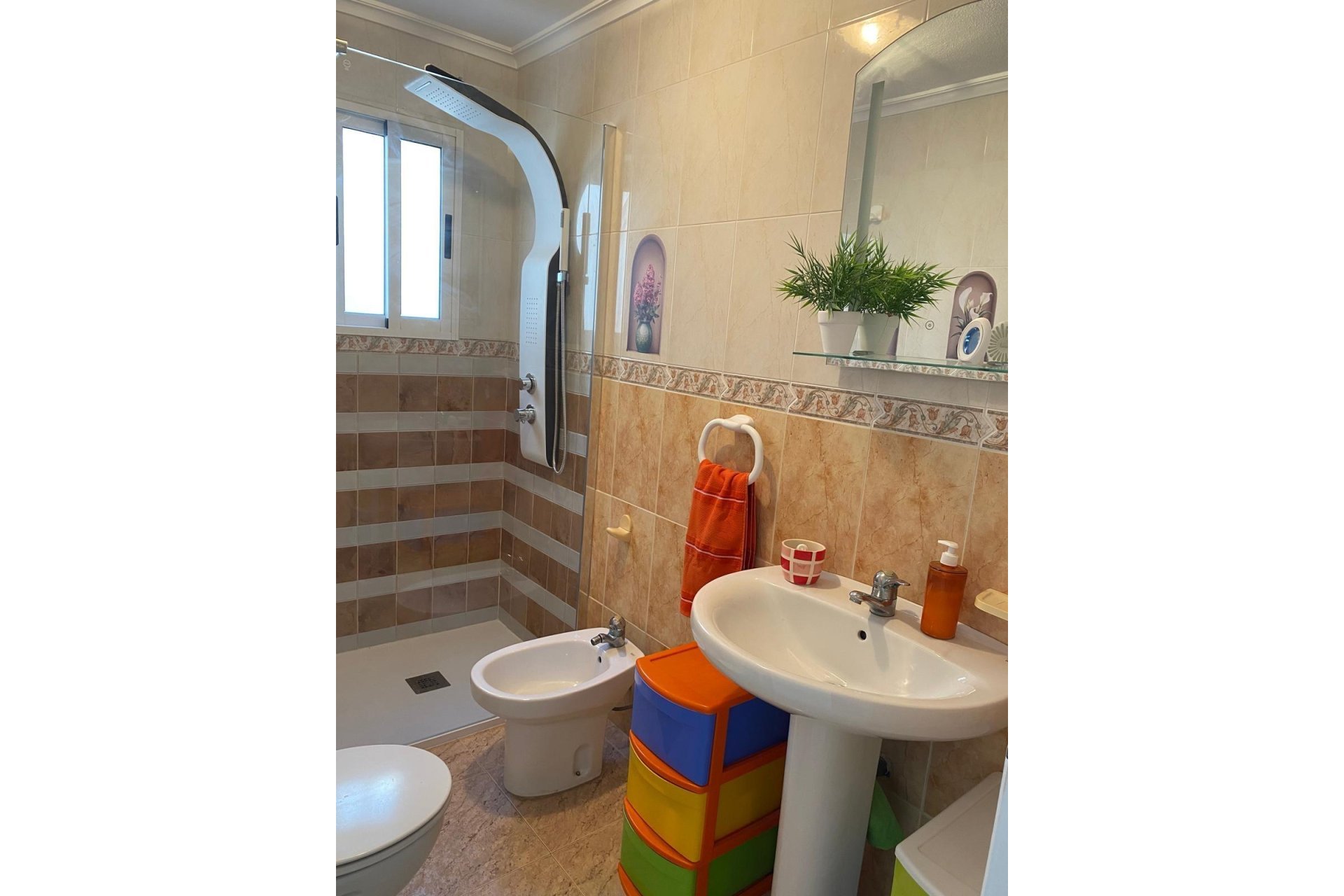 Revente - Attique -
Torrevieja - Estacion De Autobuses