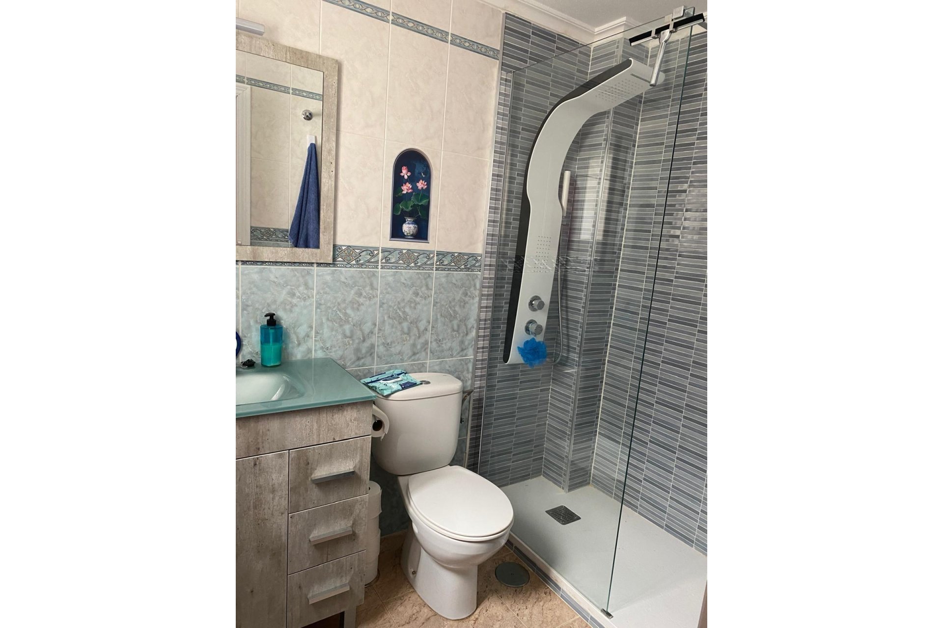 Revente - Attique -
Torrevieja - Estacion De Autobuses