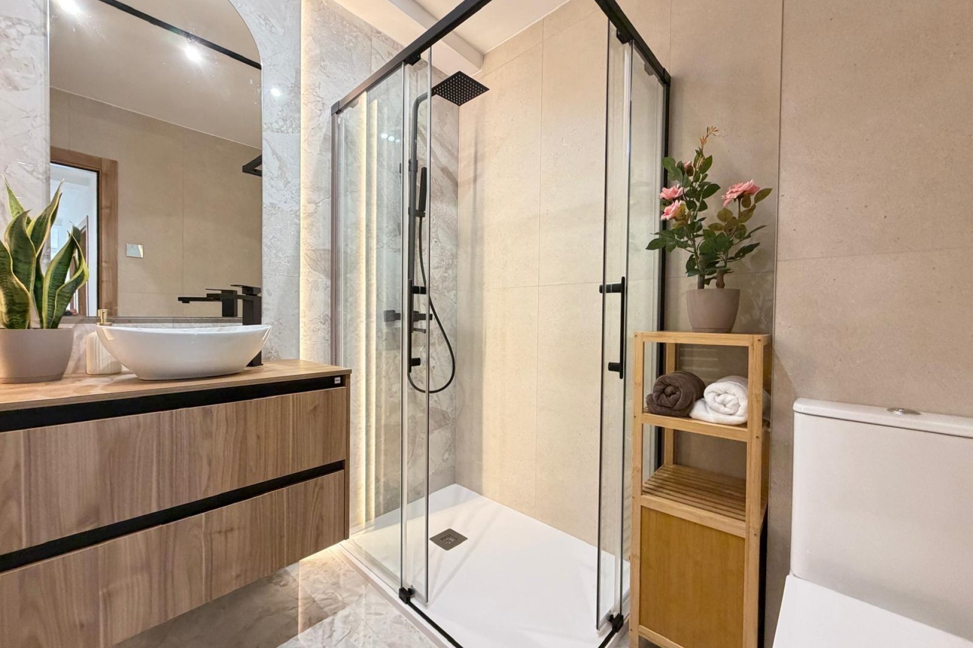 Revente - Attique -
Torrevieja - Estacion De Autobuses