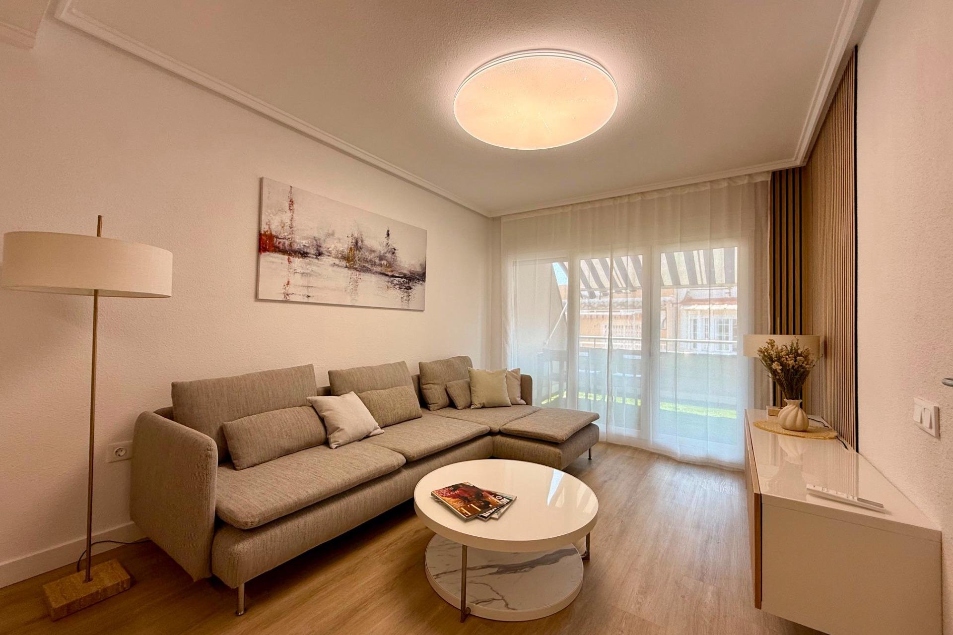 Revente - Attique -
Torrevieja - Habaneras