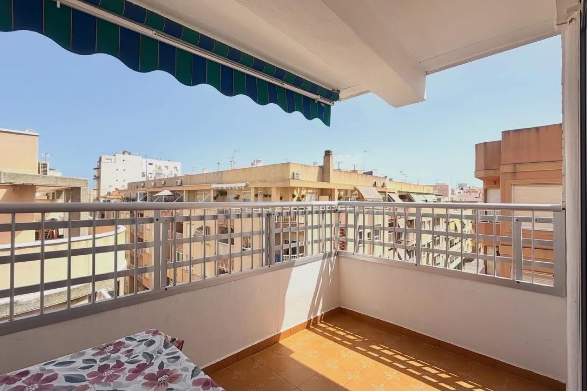 Revente - Attique -
Torrevieja - Habaneras
